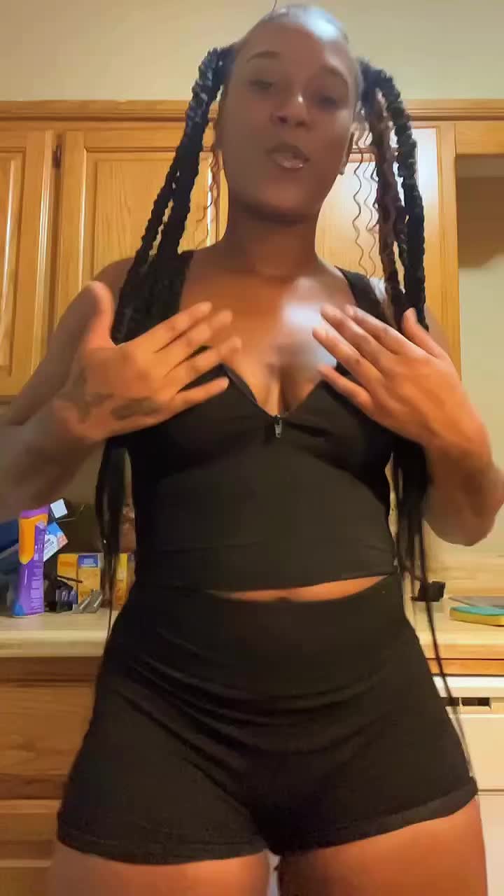 @T&iuml;ara D&iuml;orr