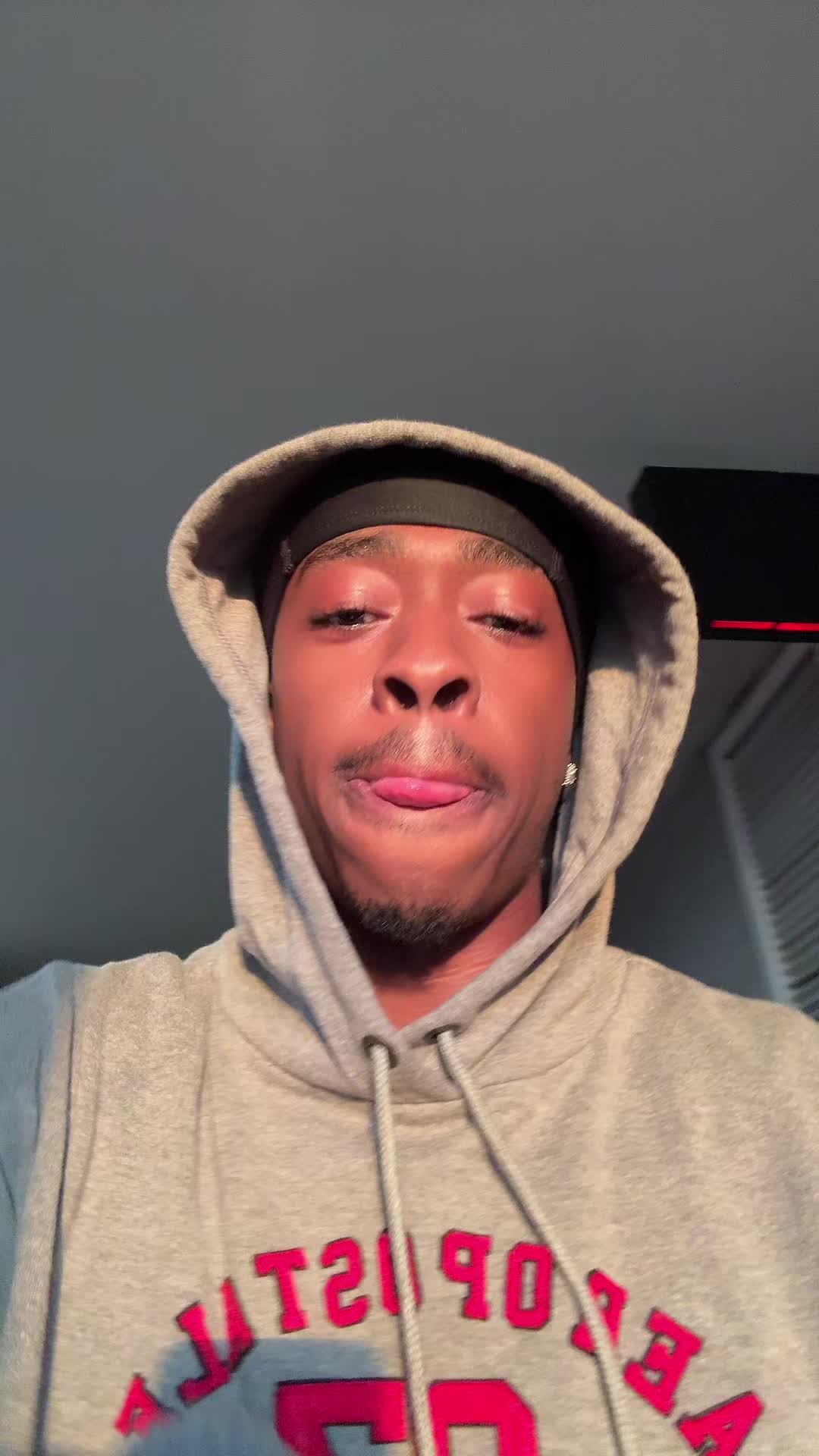 @🧑🏾🦯➡️