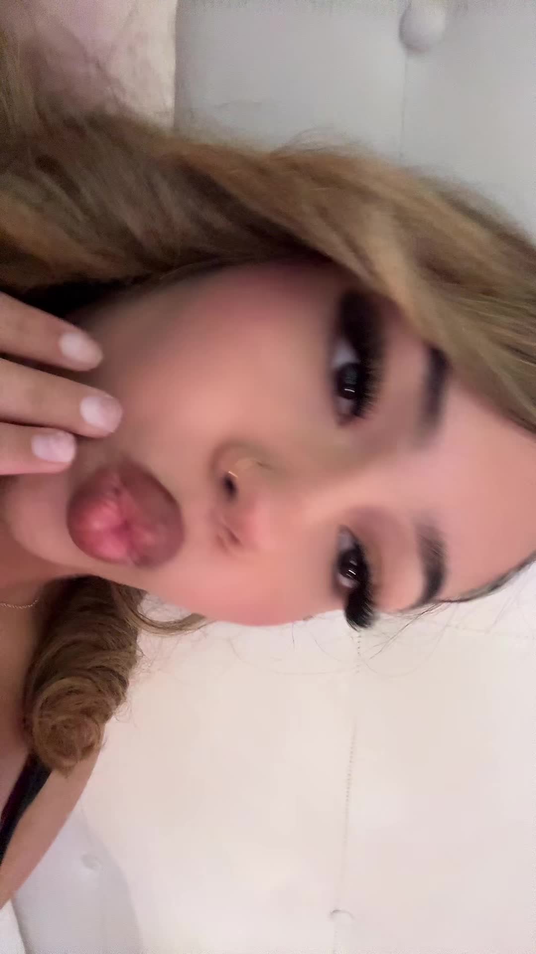 @🍒