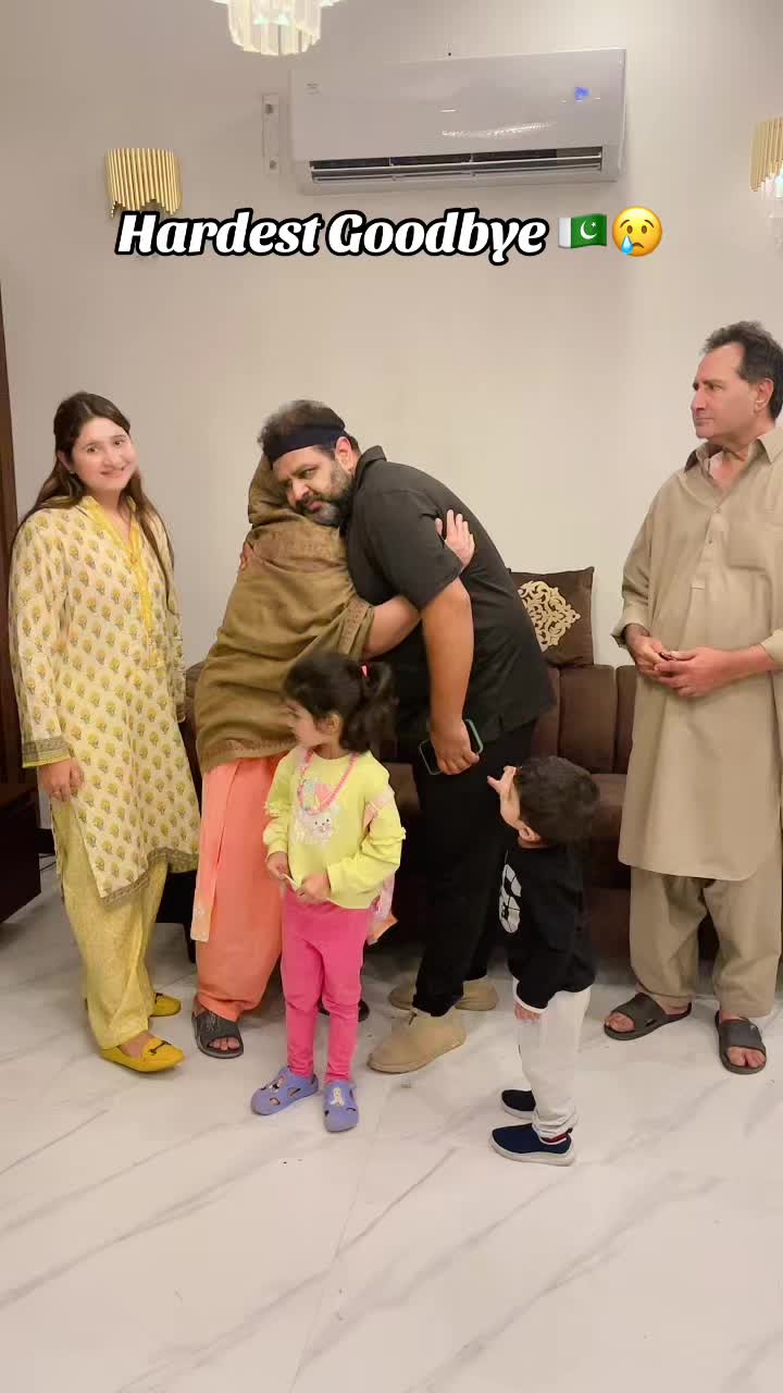 @Maham & Family ๐บ๐ธ๐ต๐ฐ