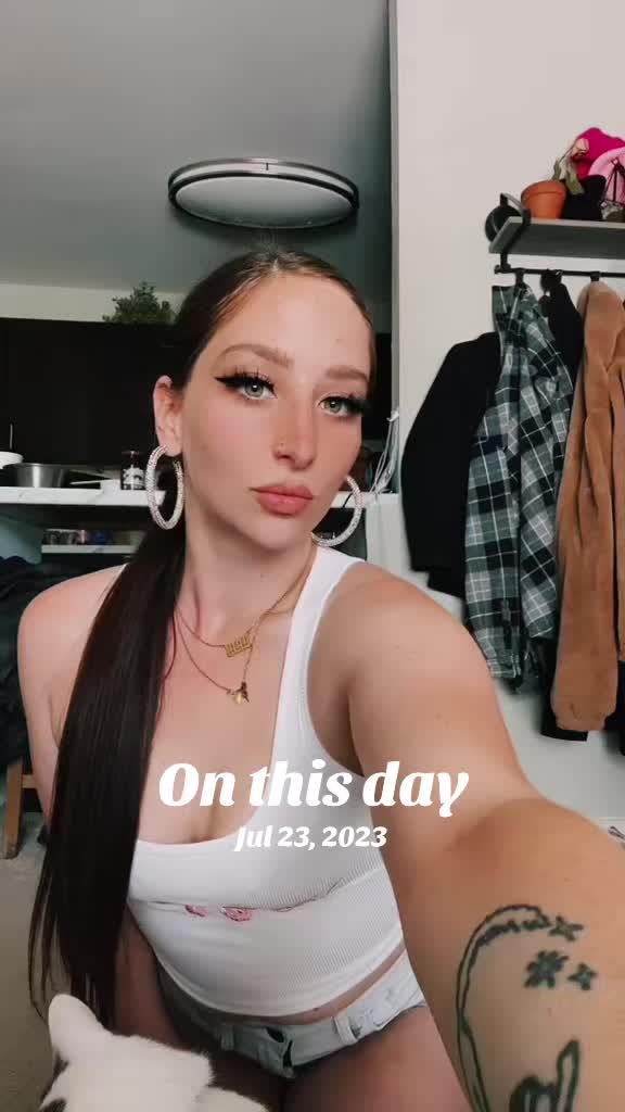 @Malia 🖤 メ𝟶