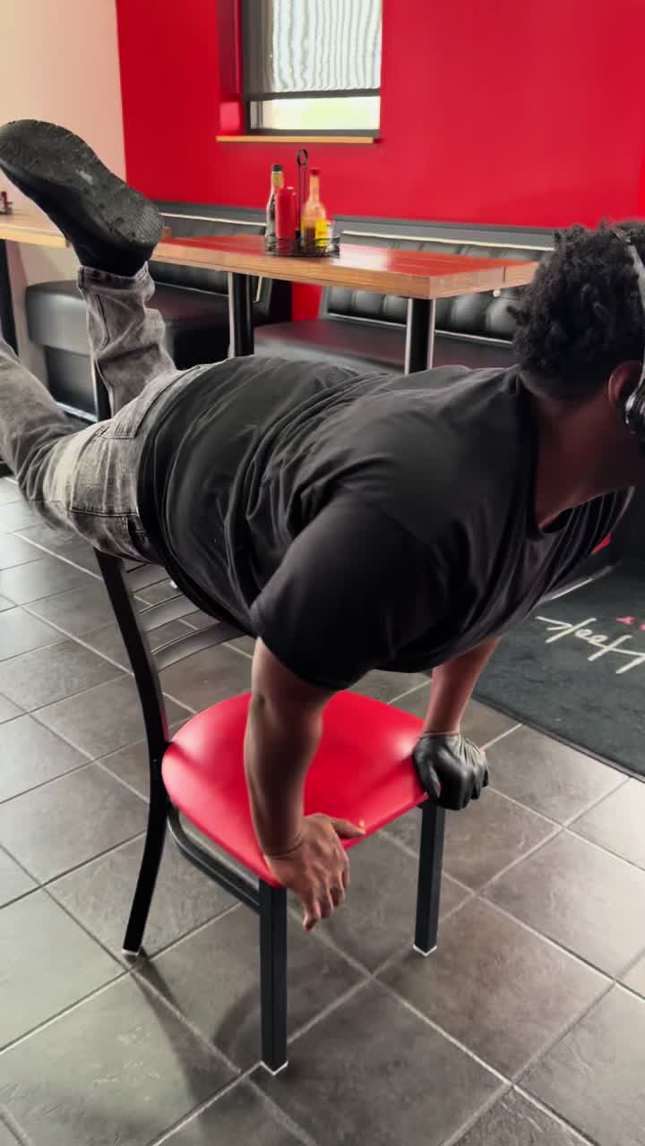 @MrsChanelTempson