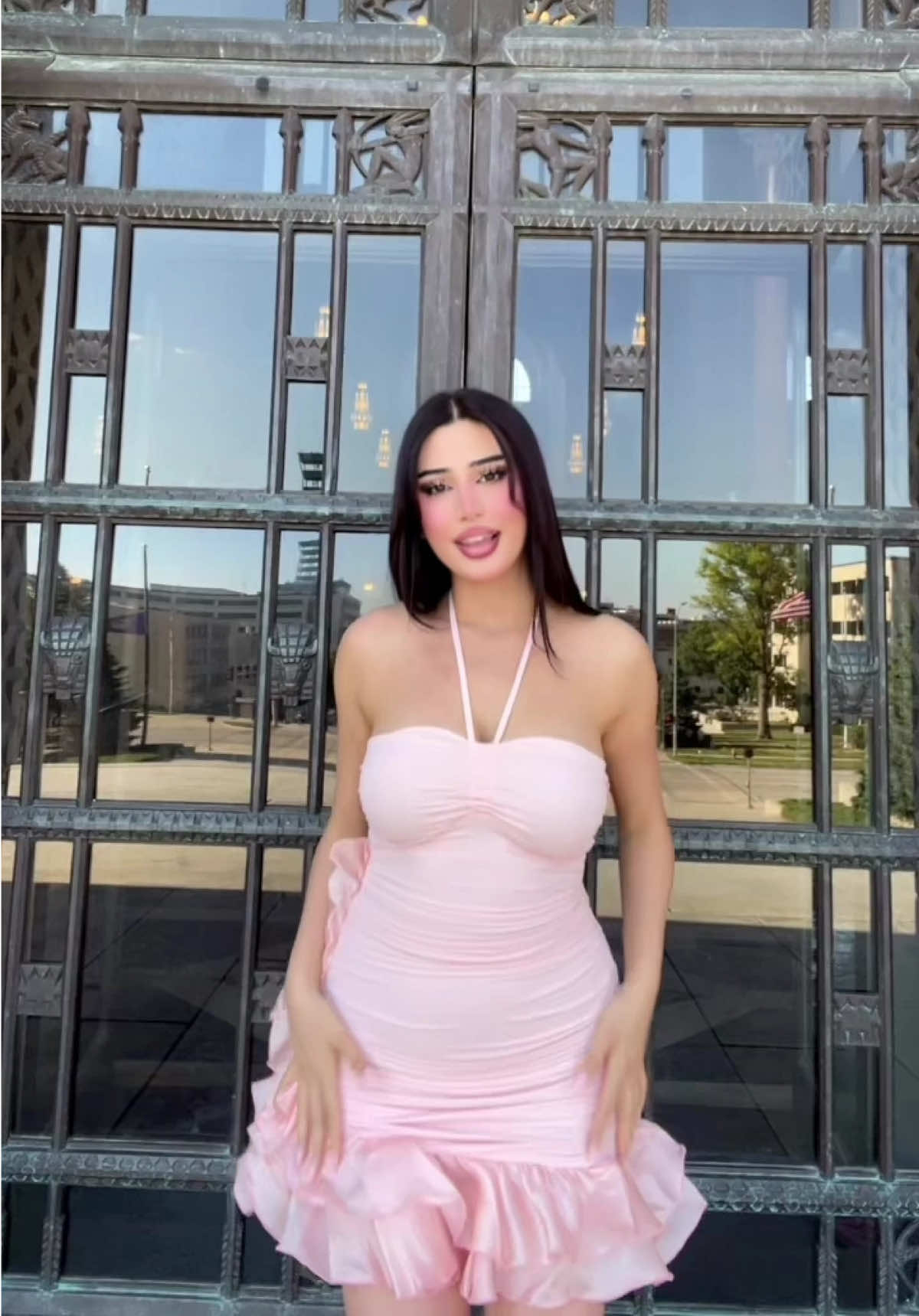@ShleeR_