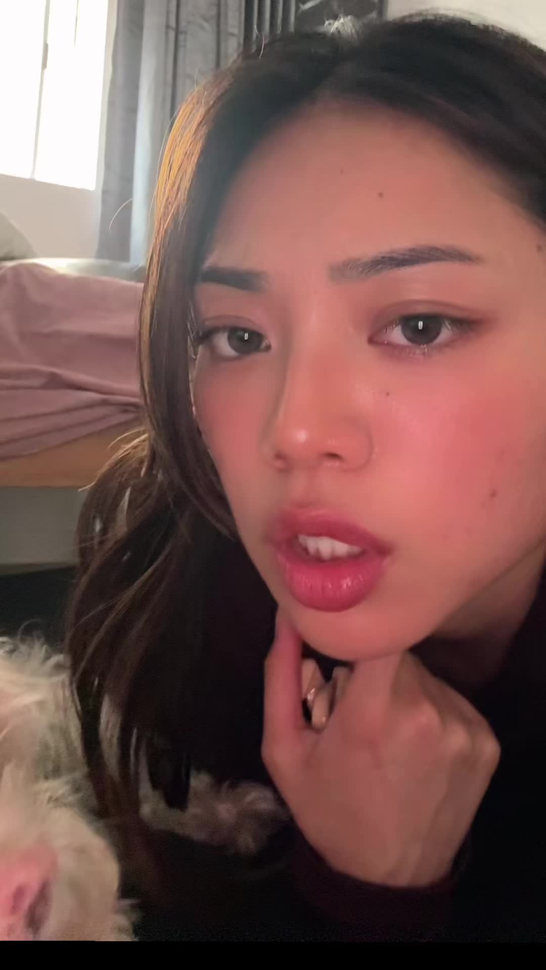 @???