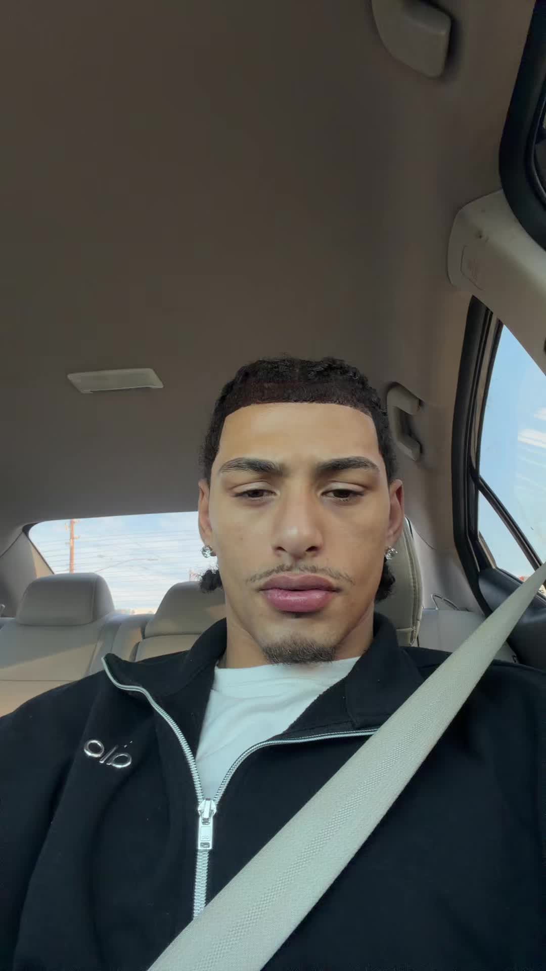 @Theylovedwills🦦