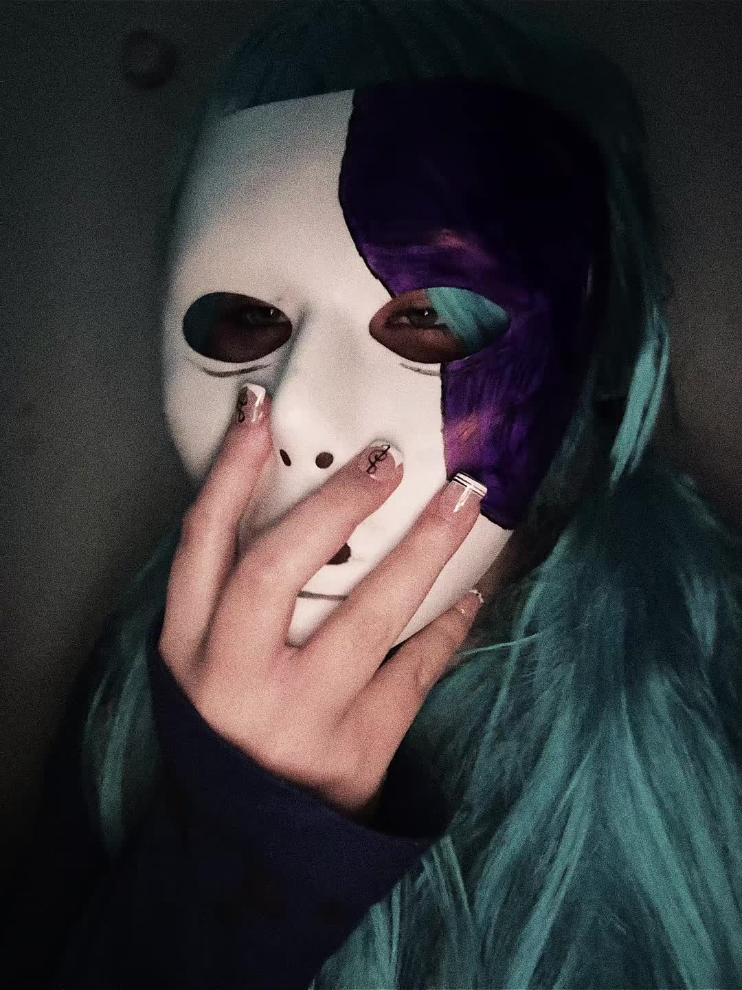 @Bree🦇