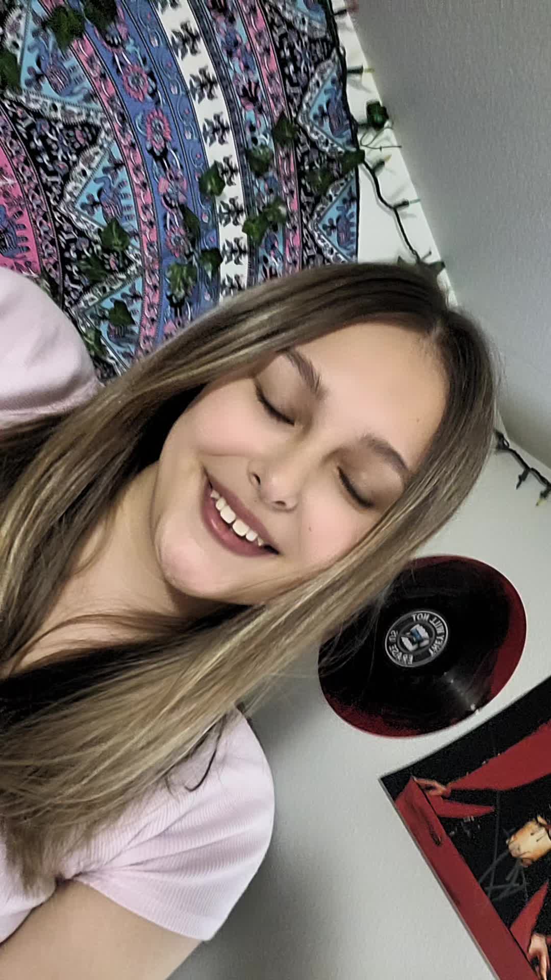 @leah