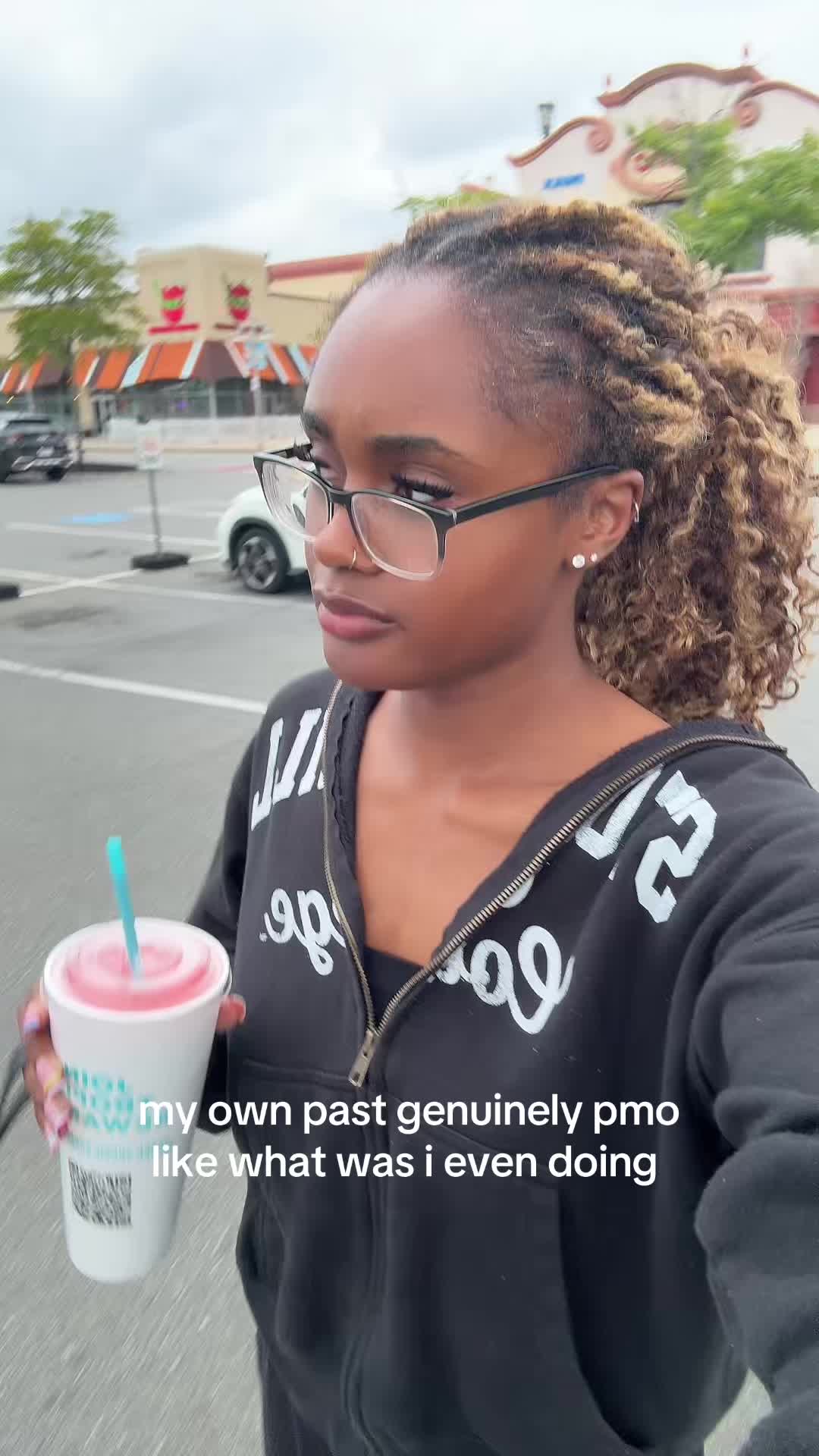 @mamikola