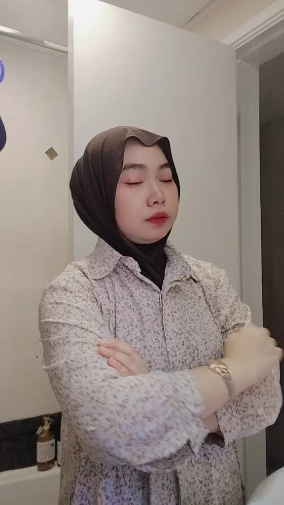 @Queen_Bee🐝🇭🇰