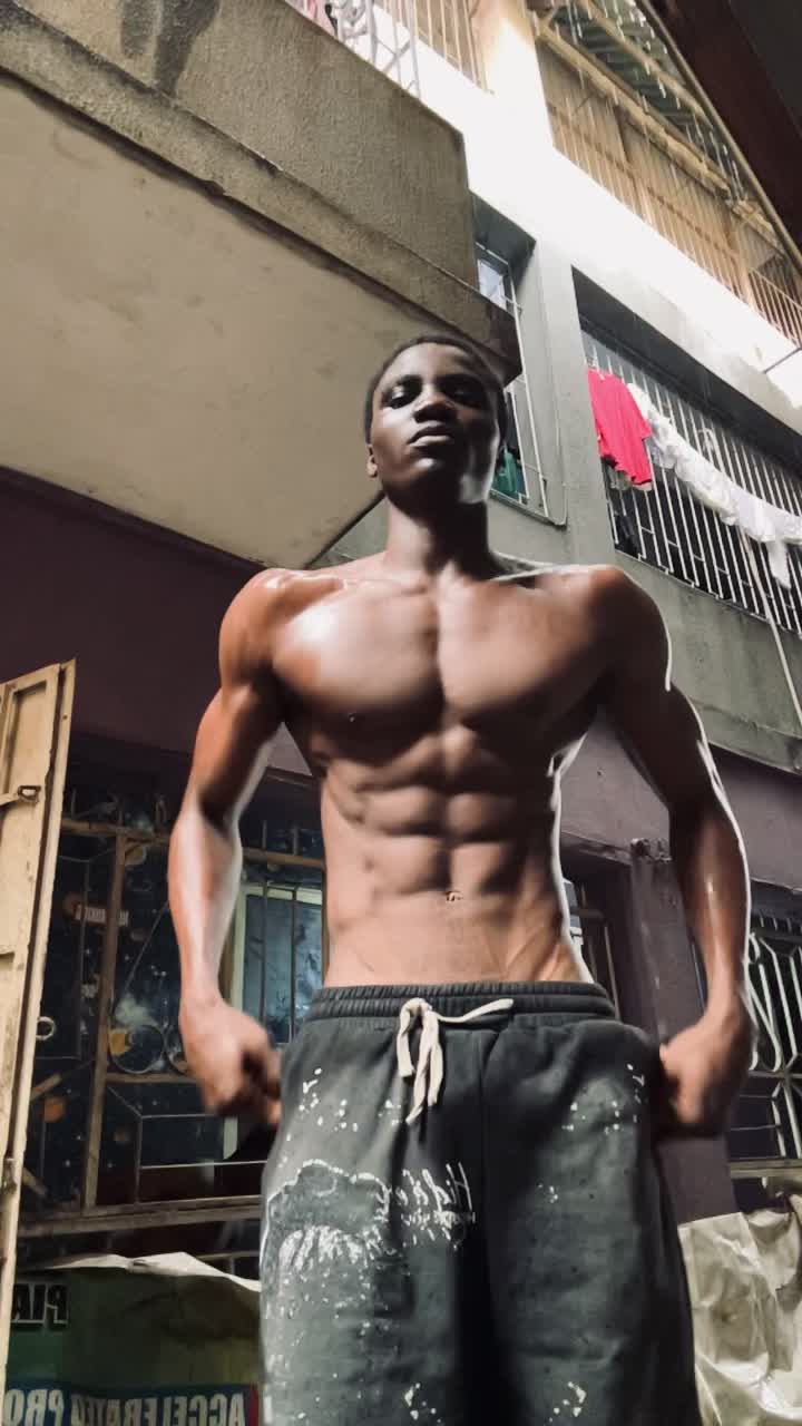 @blackgarou_