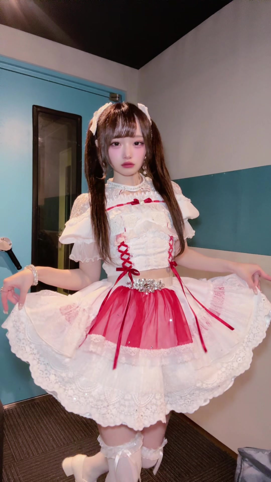 @にしのありさ