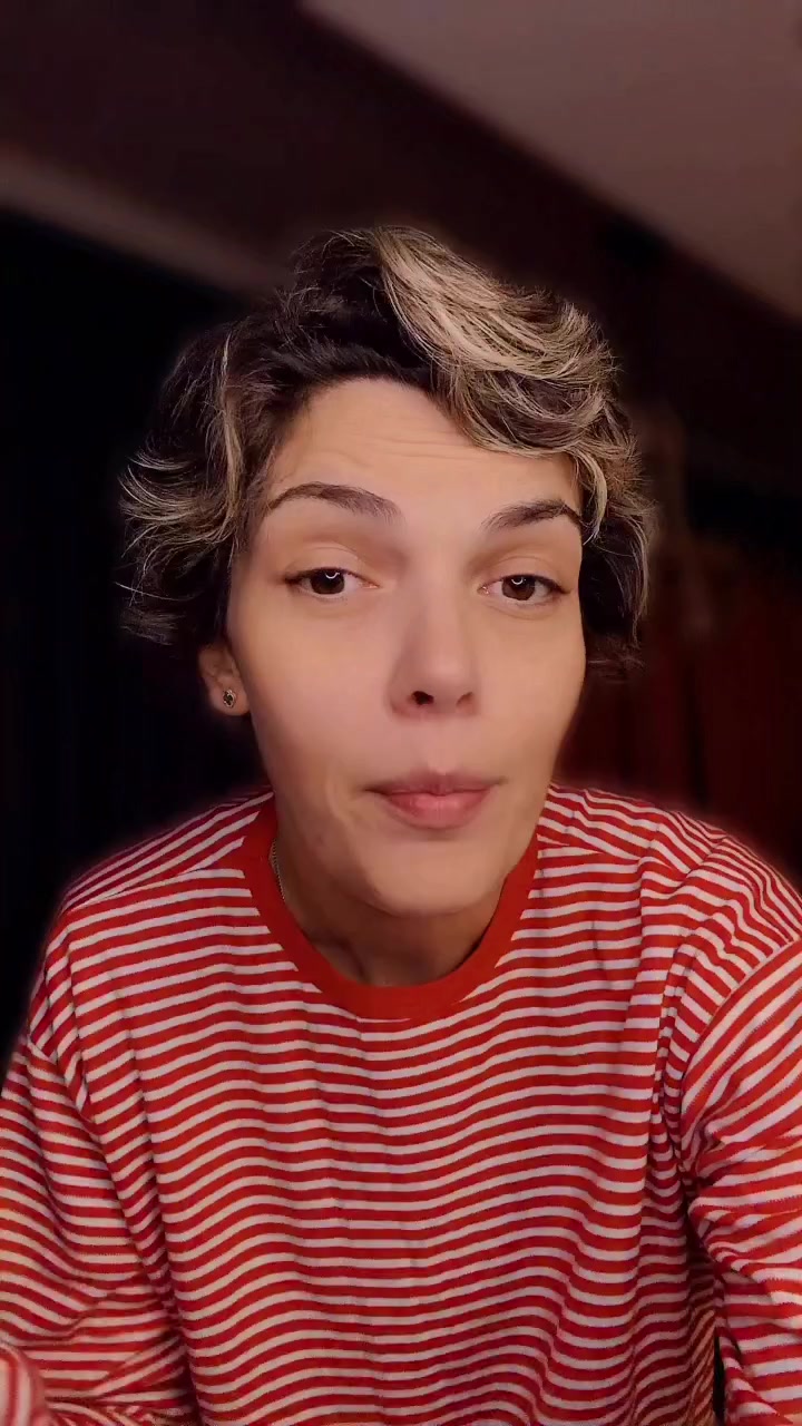 @ნინი