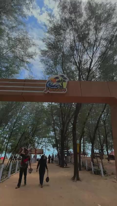 @Pantai Panduri Tuban