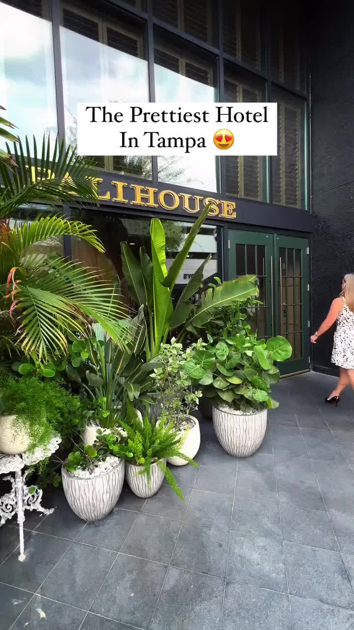 @thefloridaqueenie