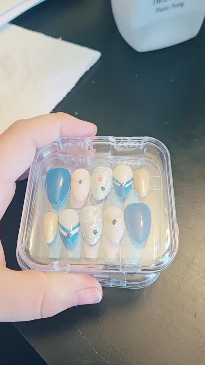 @RandiLou