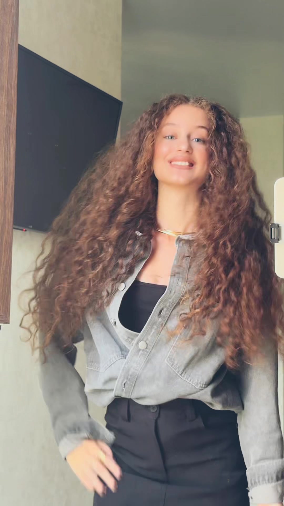@VICTORIA BELYAKOVA