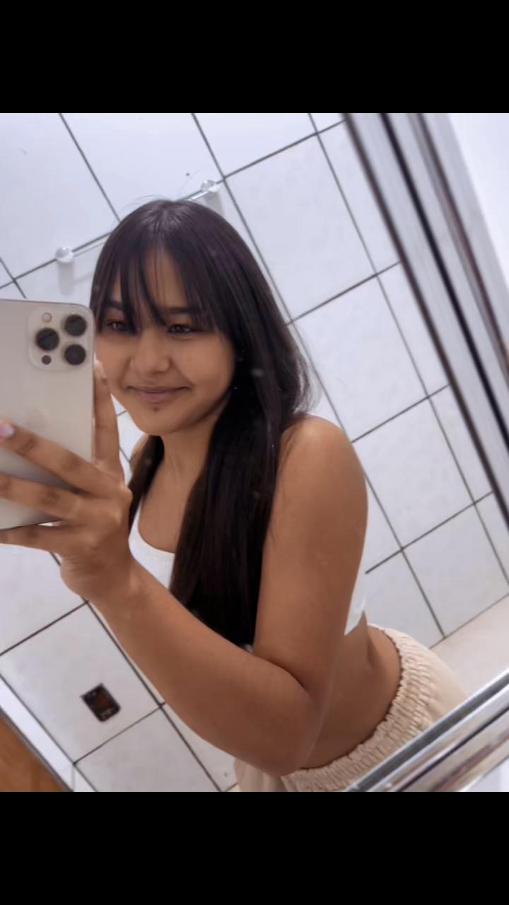 @Noemi Díaz 🤎