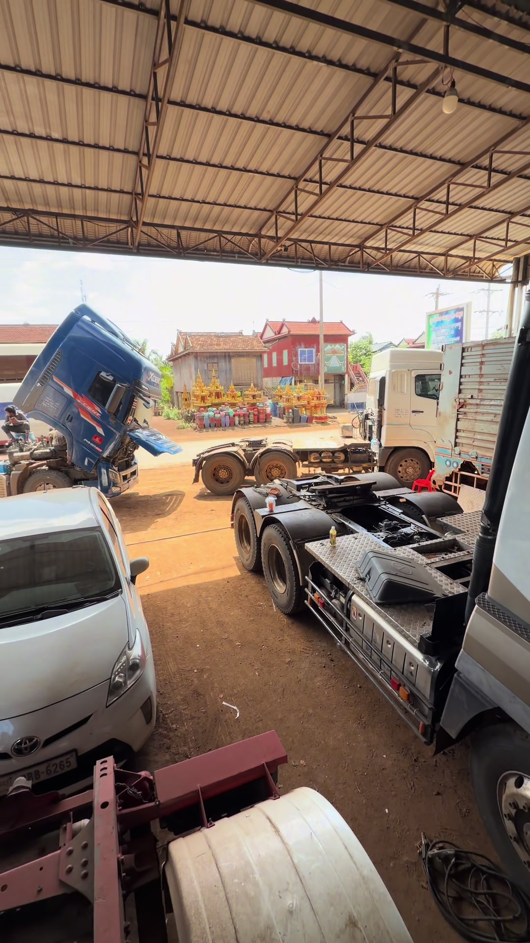 @ជាងឡាន បុសខ្នុរ