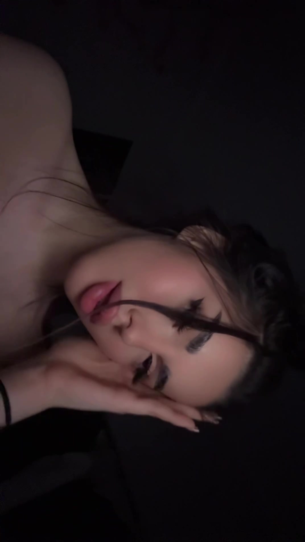 @yoshka