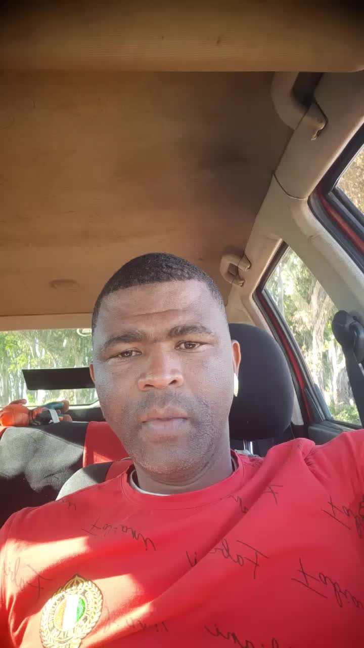 @nolinnoakes.