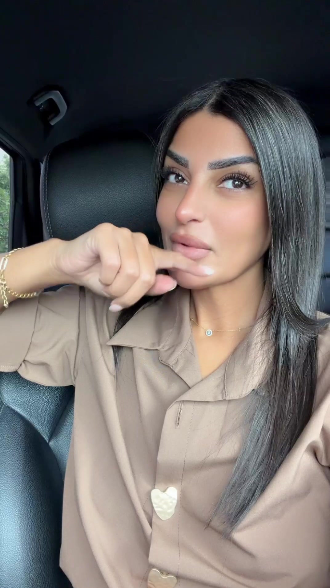 @ايه ابوعتيله