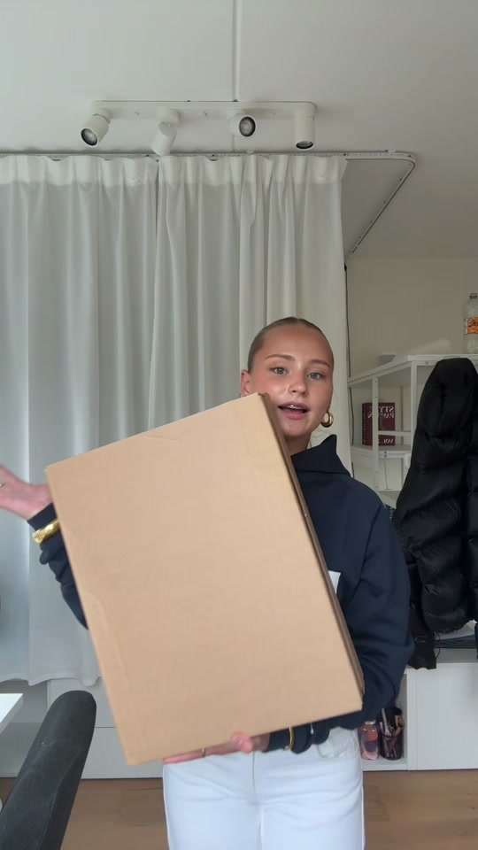 @isislinnemans