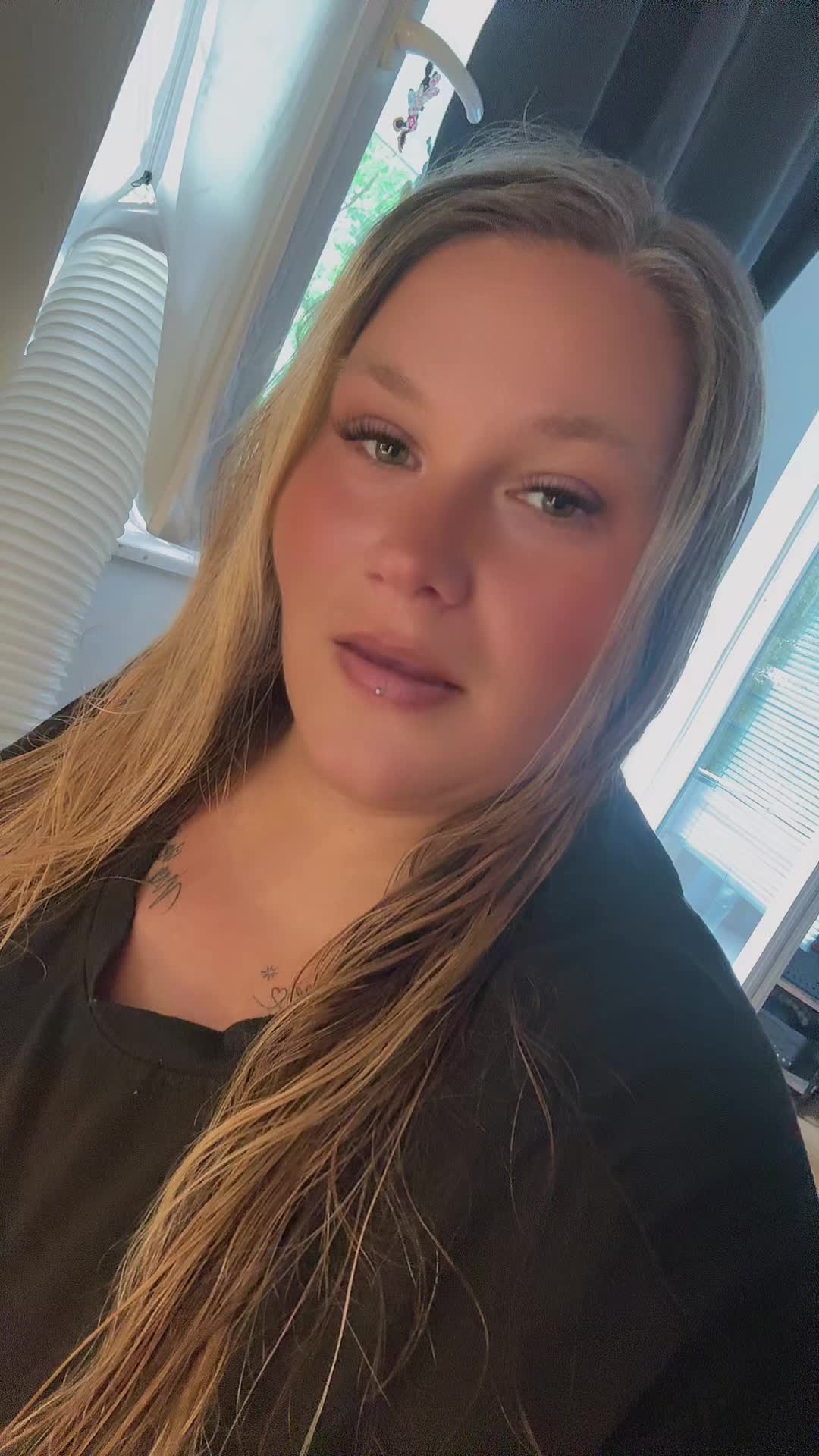 @LaBr&uuml;lly🥰