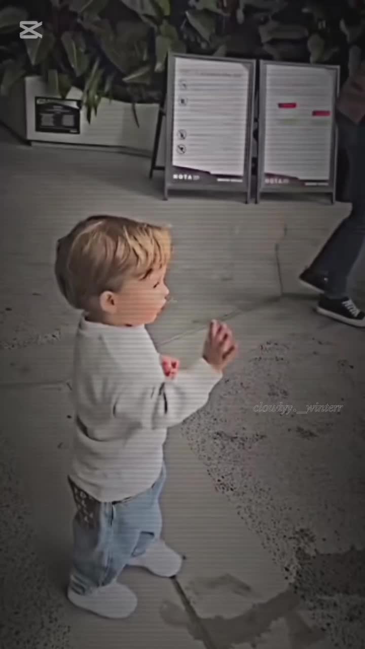 @𝓔𝓵𝓲𝓯🍷