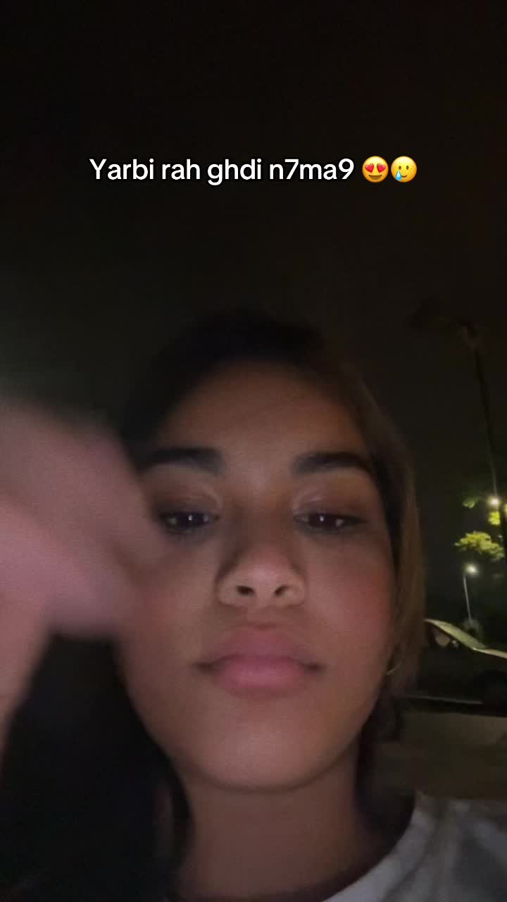 @B🫦