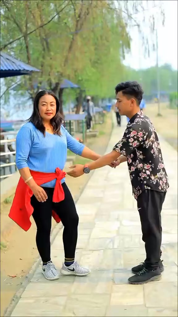 @himalaale60