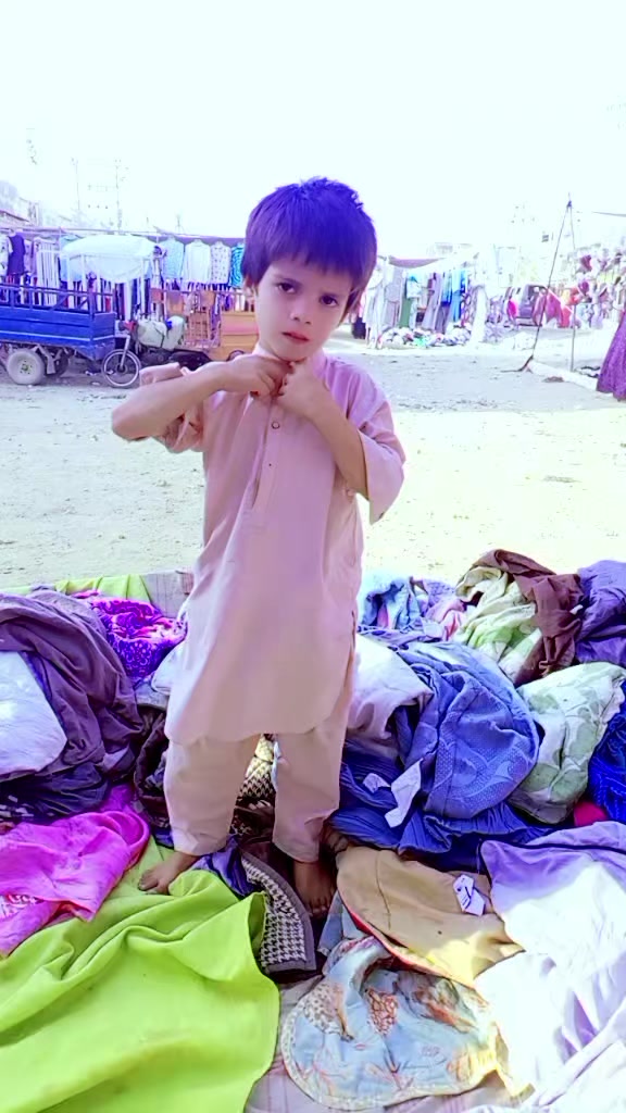 @Noor Pashteen