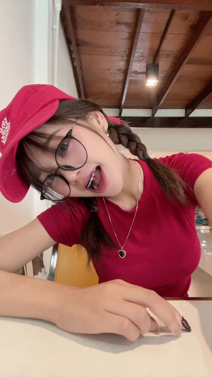 @Ig; cherlalyn_n