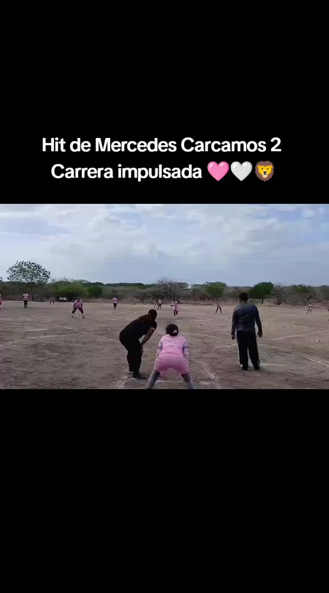@Las leona's🦁⚽