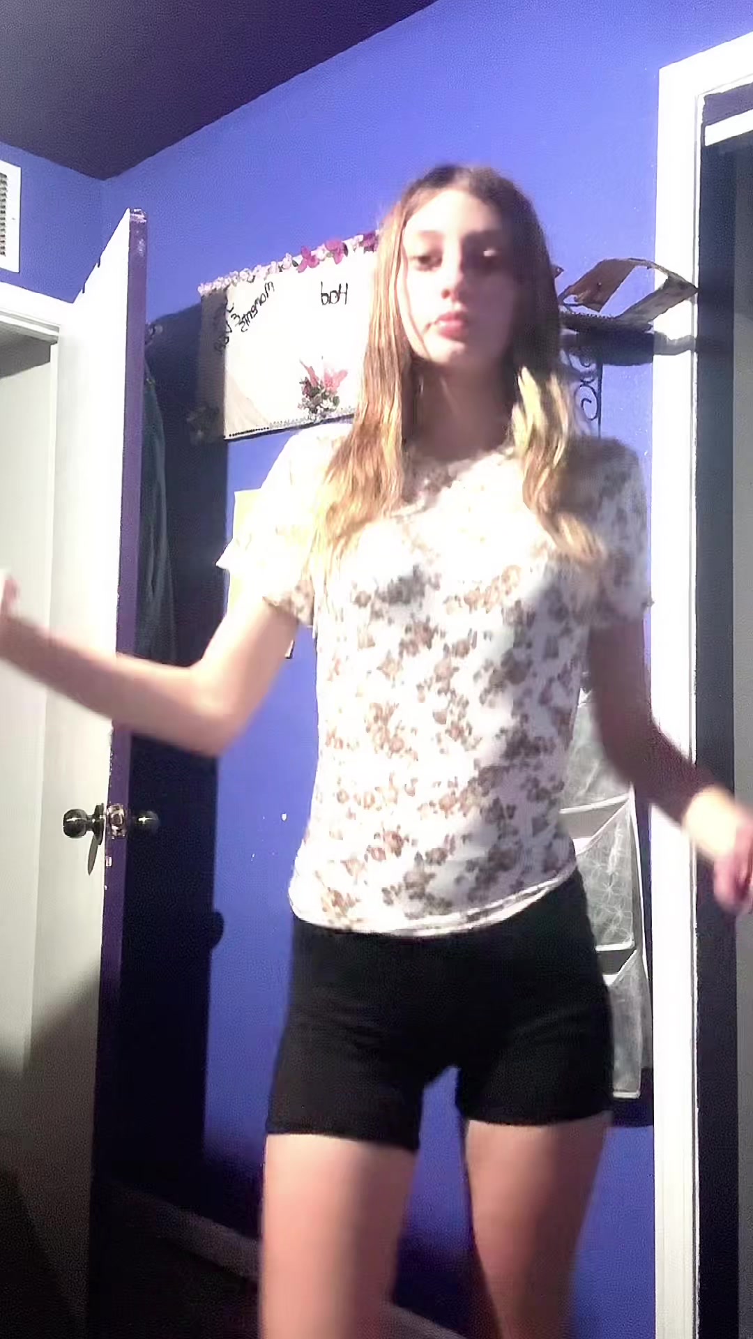@pr3ttyface.shy_209