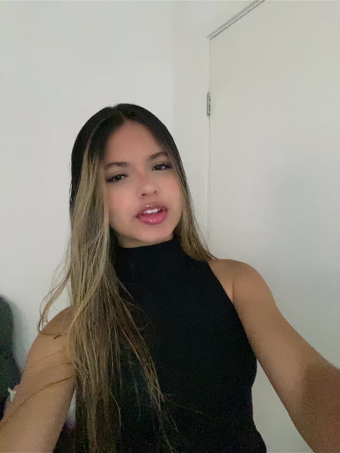 @m.