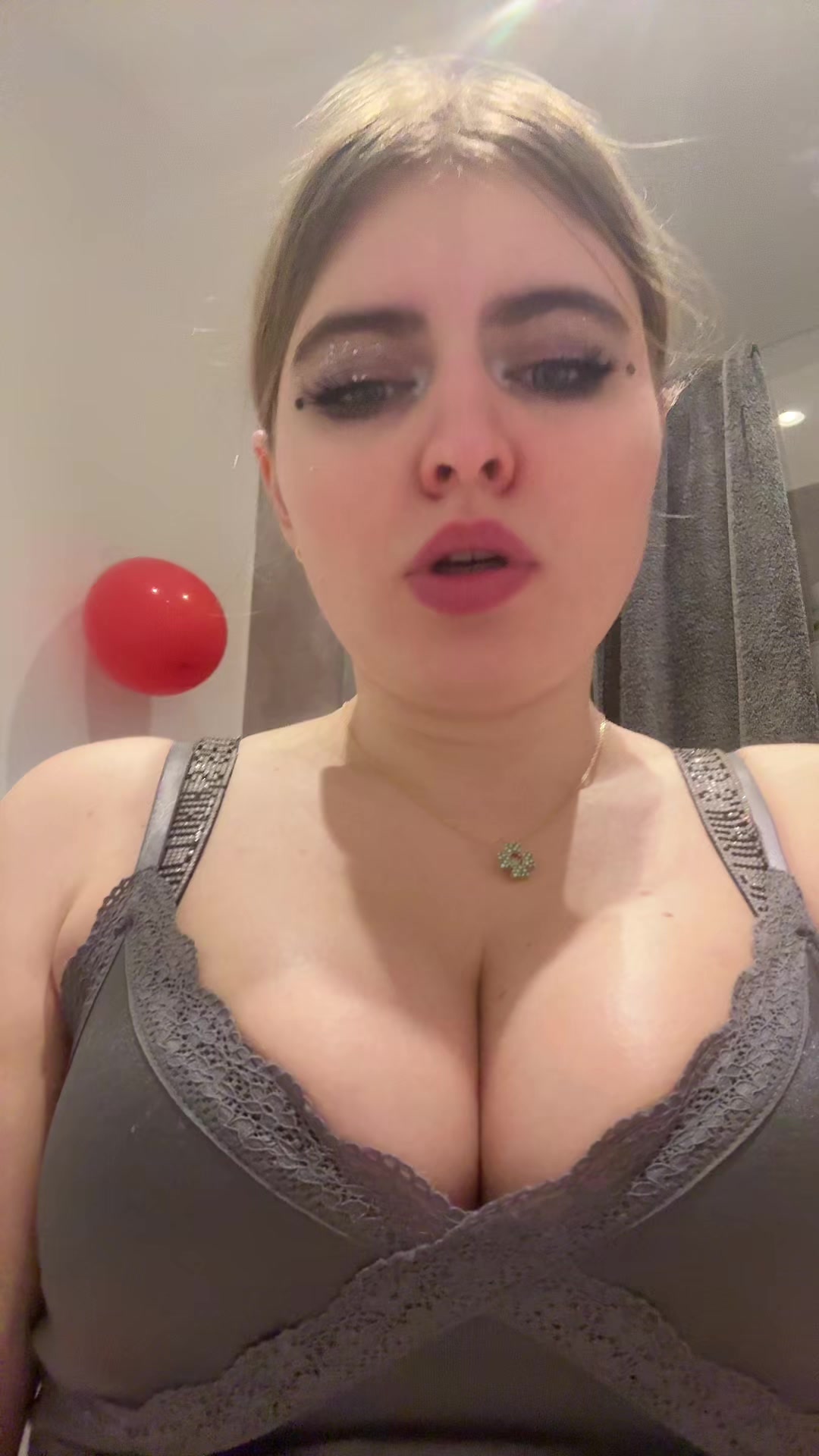 @Ruru