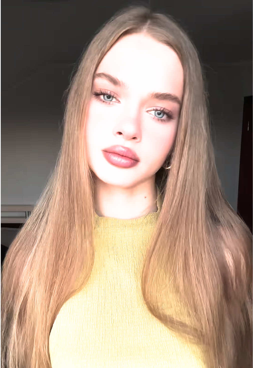 @Євеліна