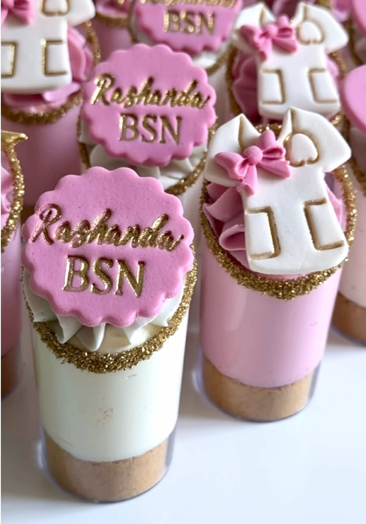 @Camarena CakePops
