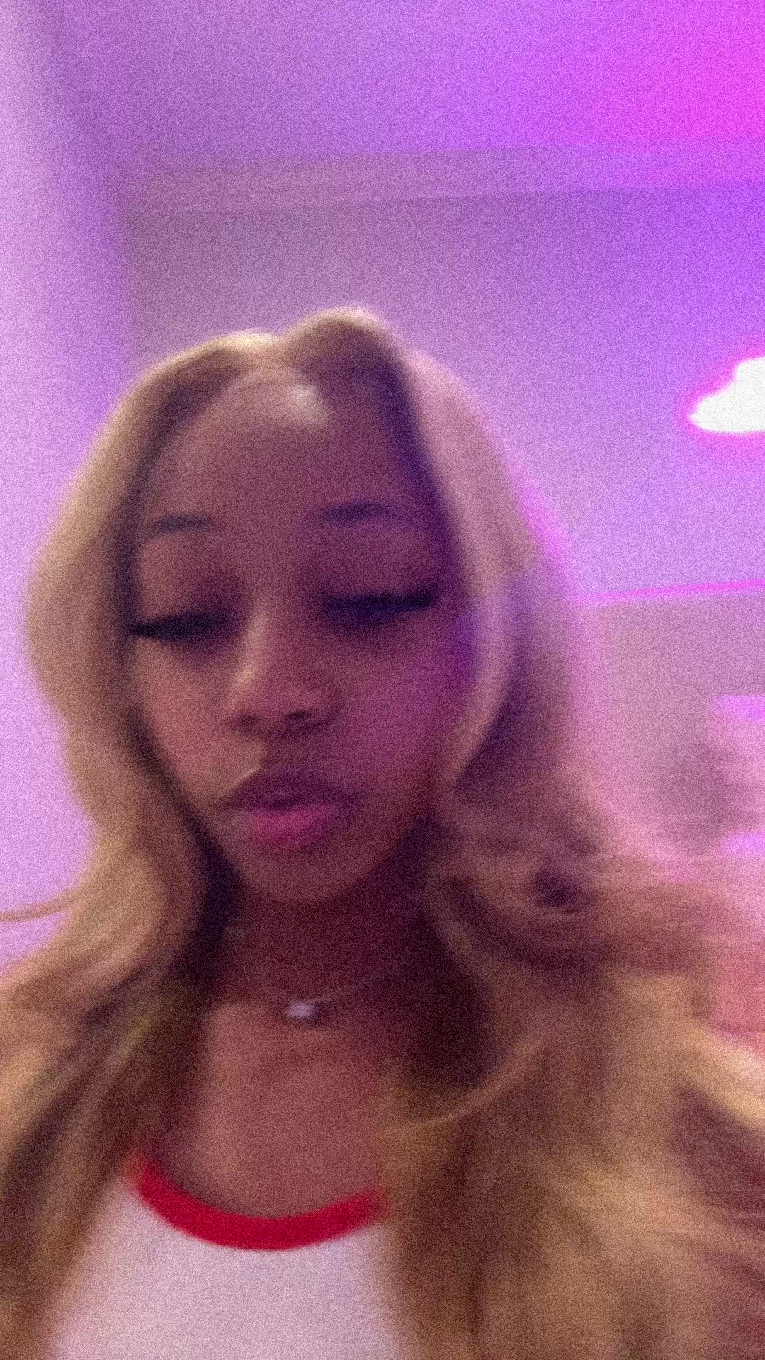 @prettypetiteprincessofc