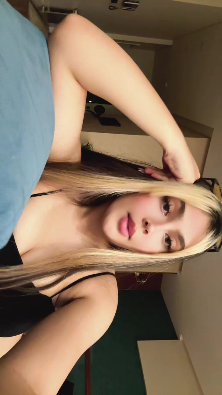 @felora