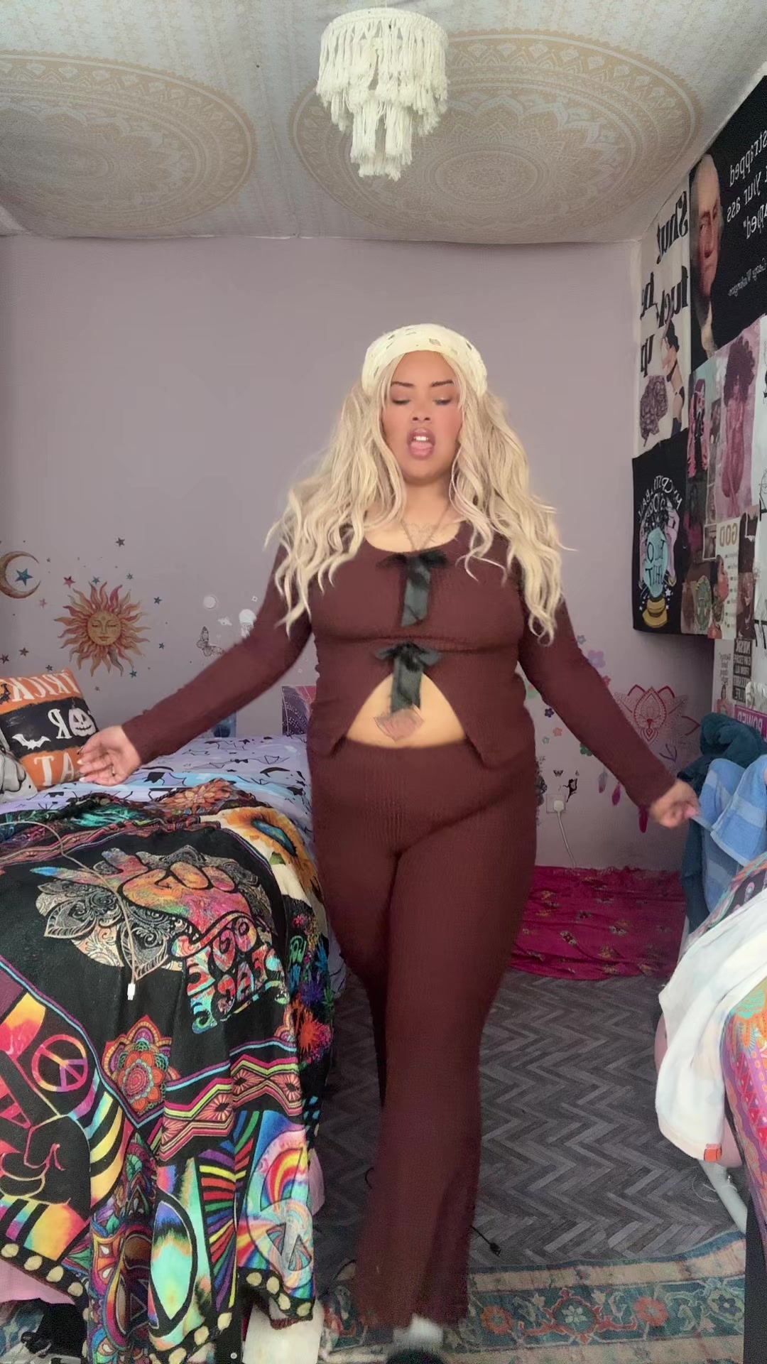 @🧚🏽♀️🍄Charn tanoushka☮️✌🏽
