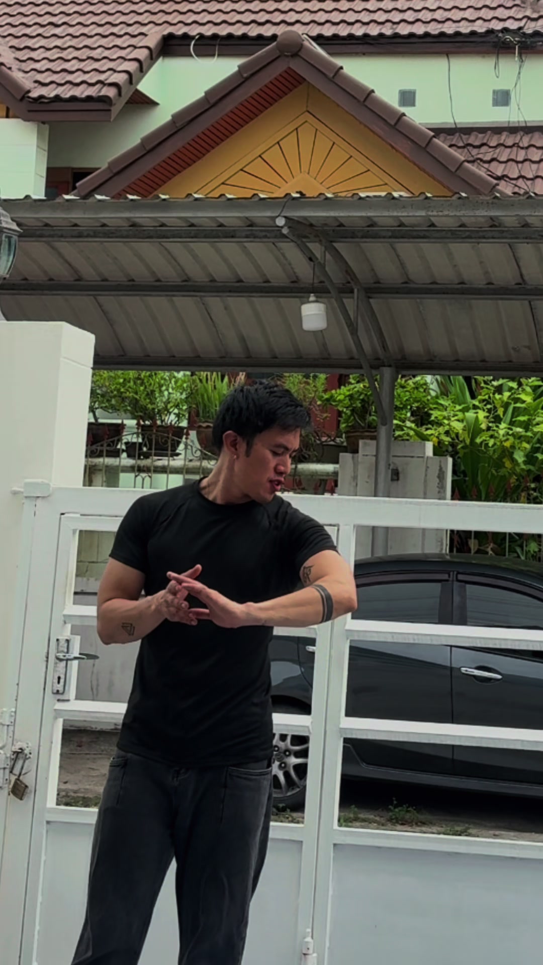 @Iambryanadlaon