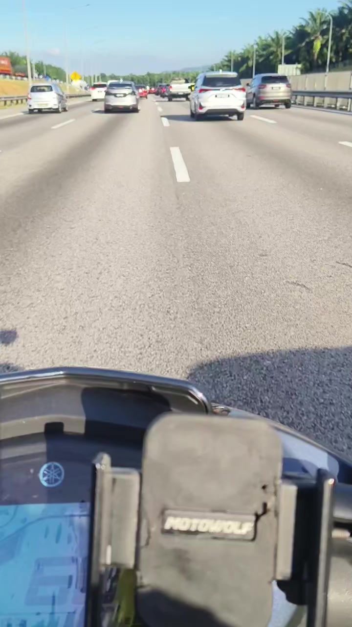 @azwari85