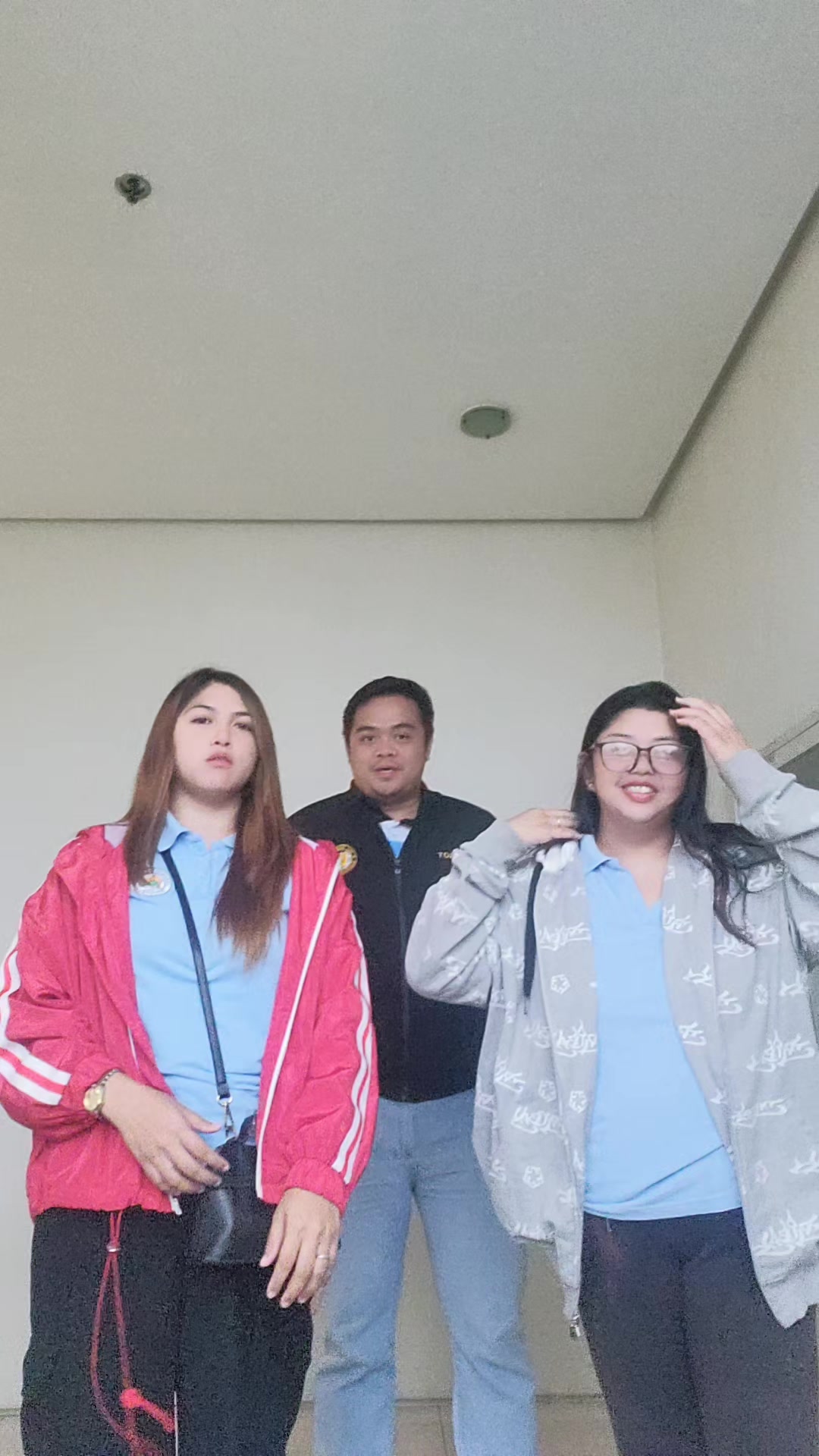 @Rssl Cñt Rz