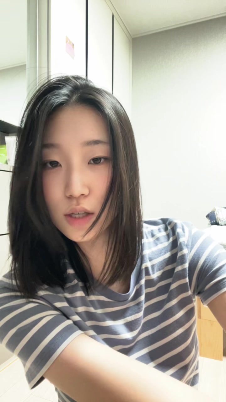 @Seline