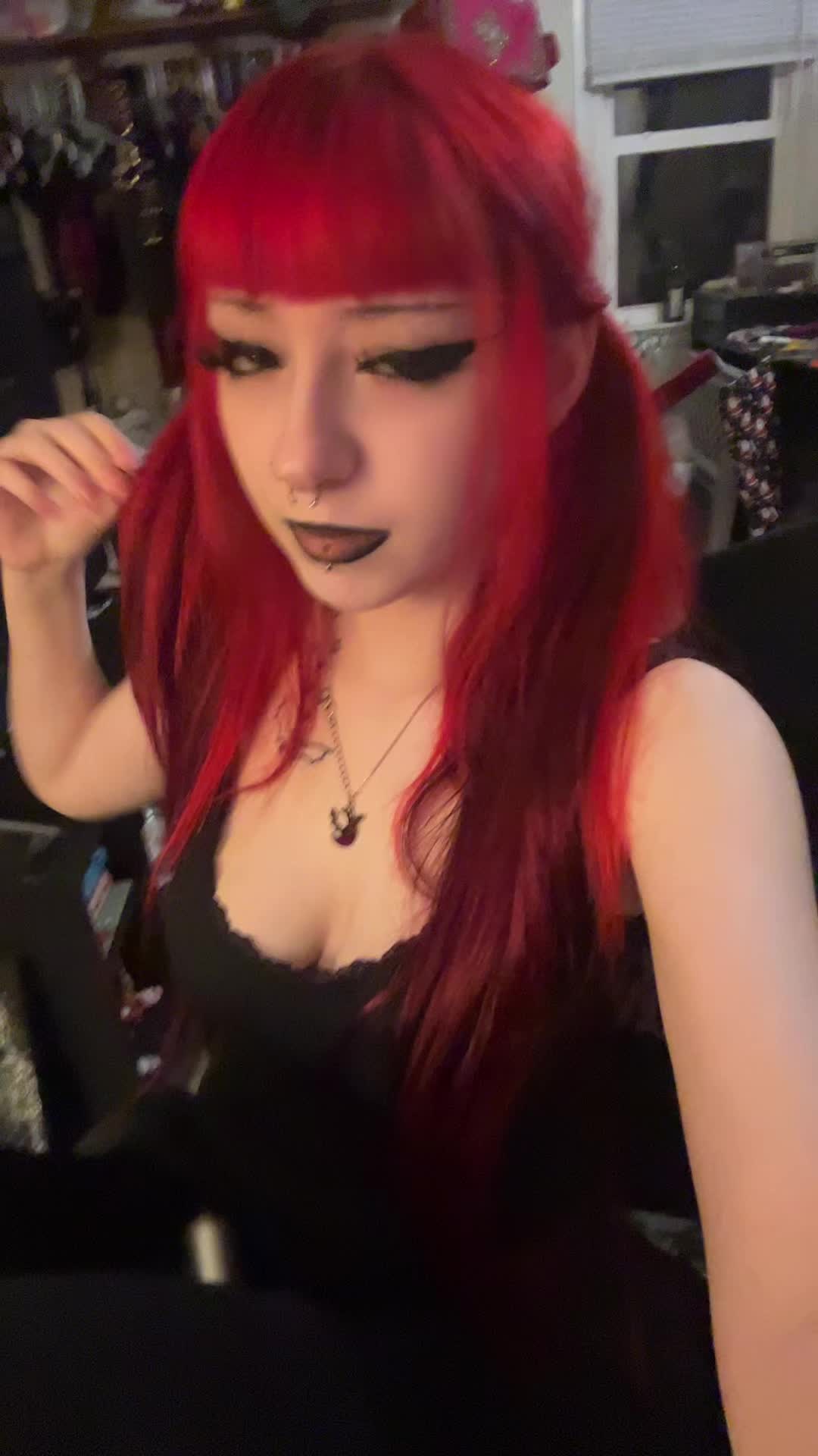 @grey🧛🏻♀️