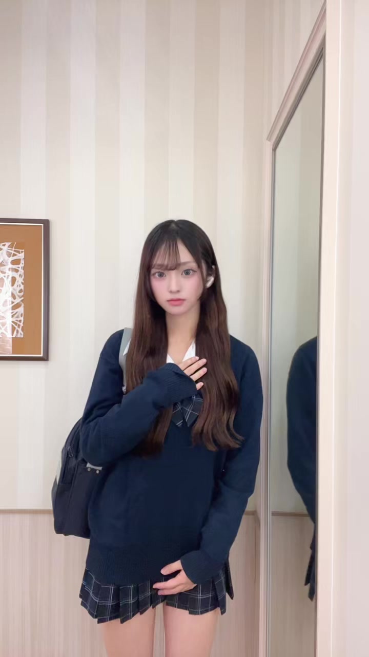 @胡晴