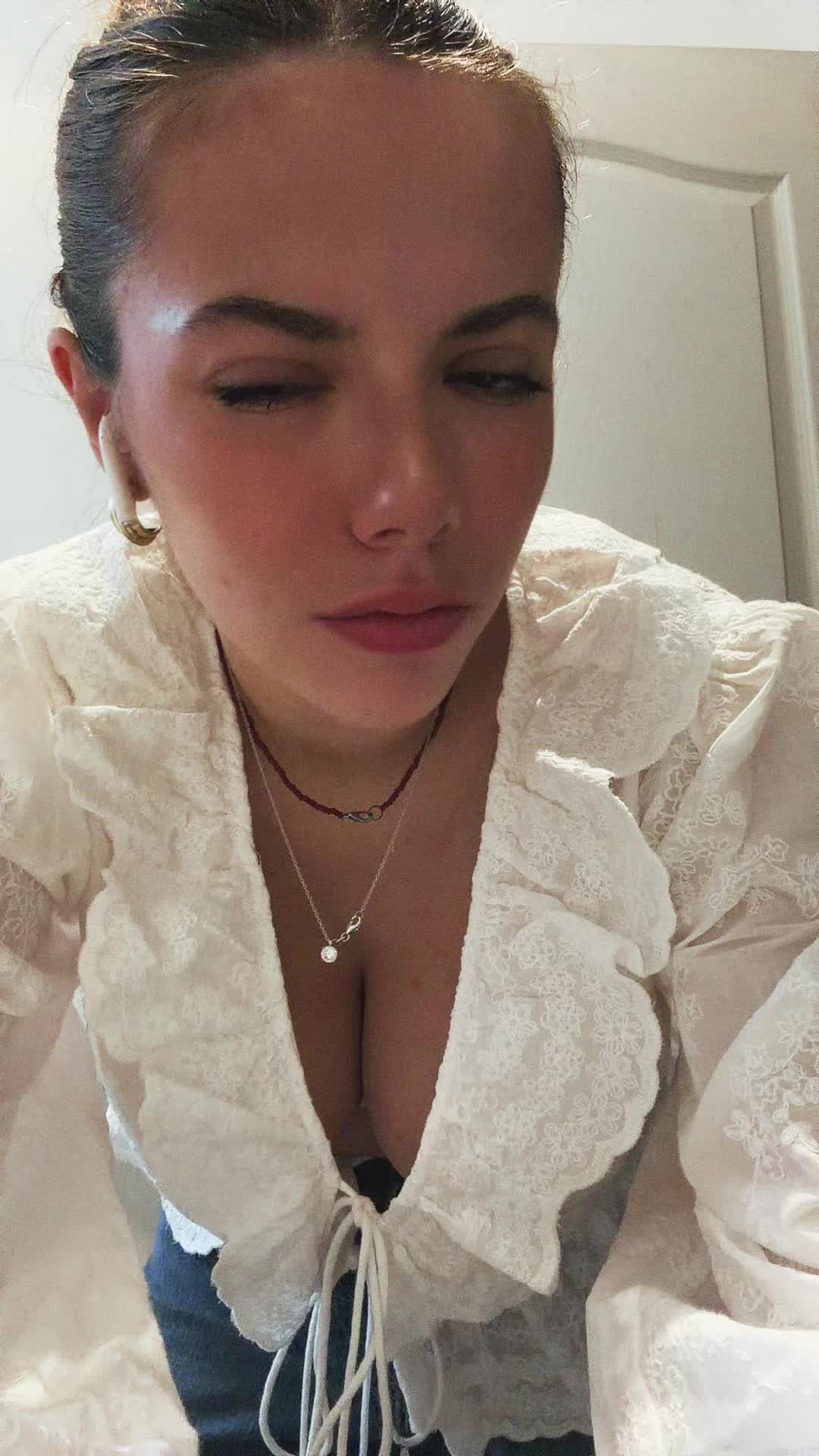 @caubellaura
