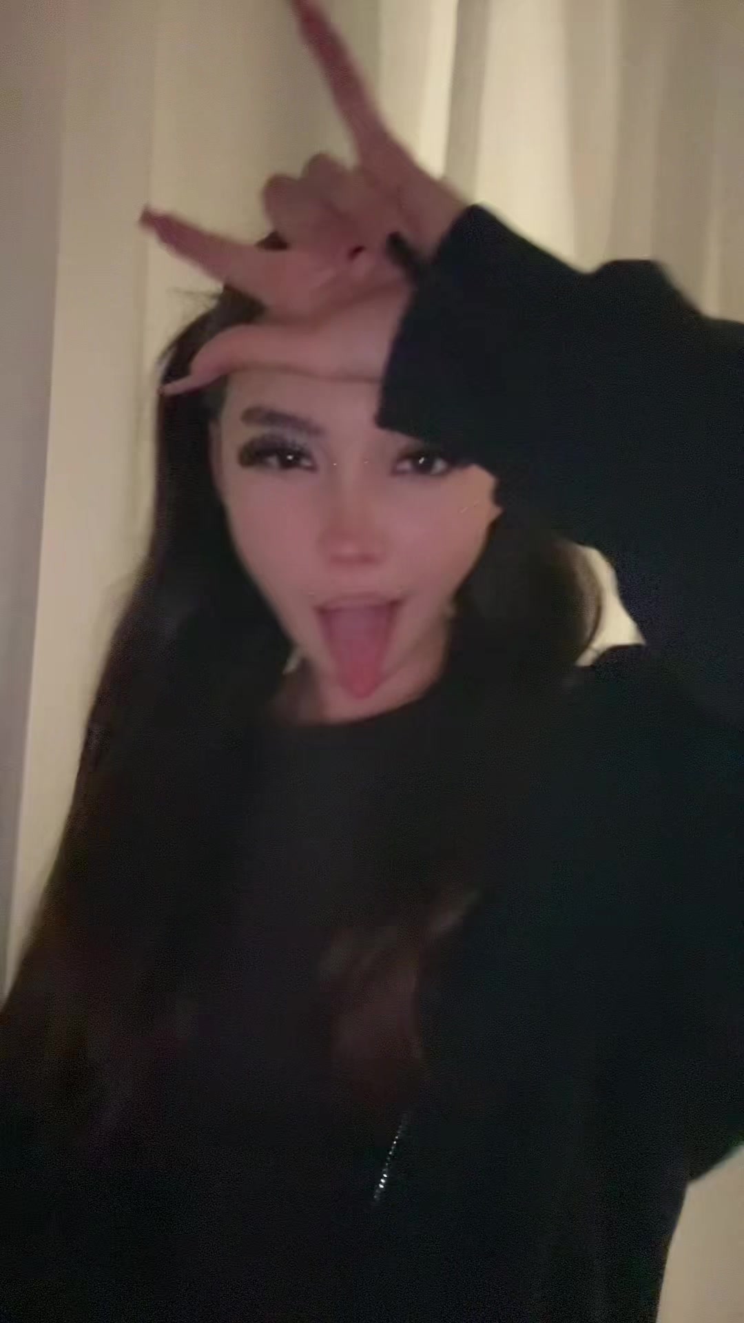 @тгк: nikakaiser