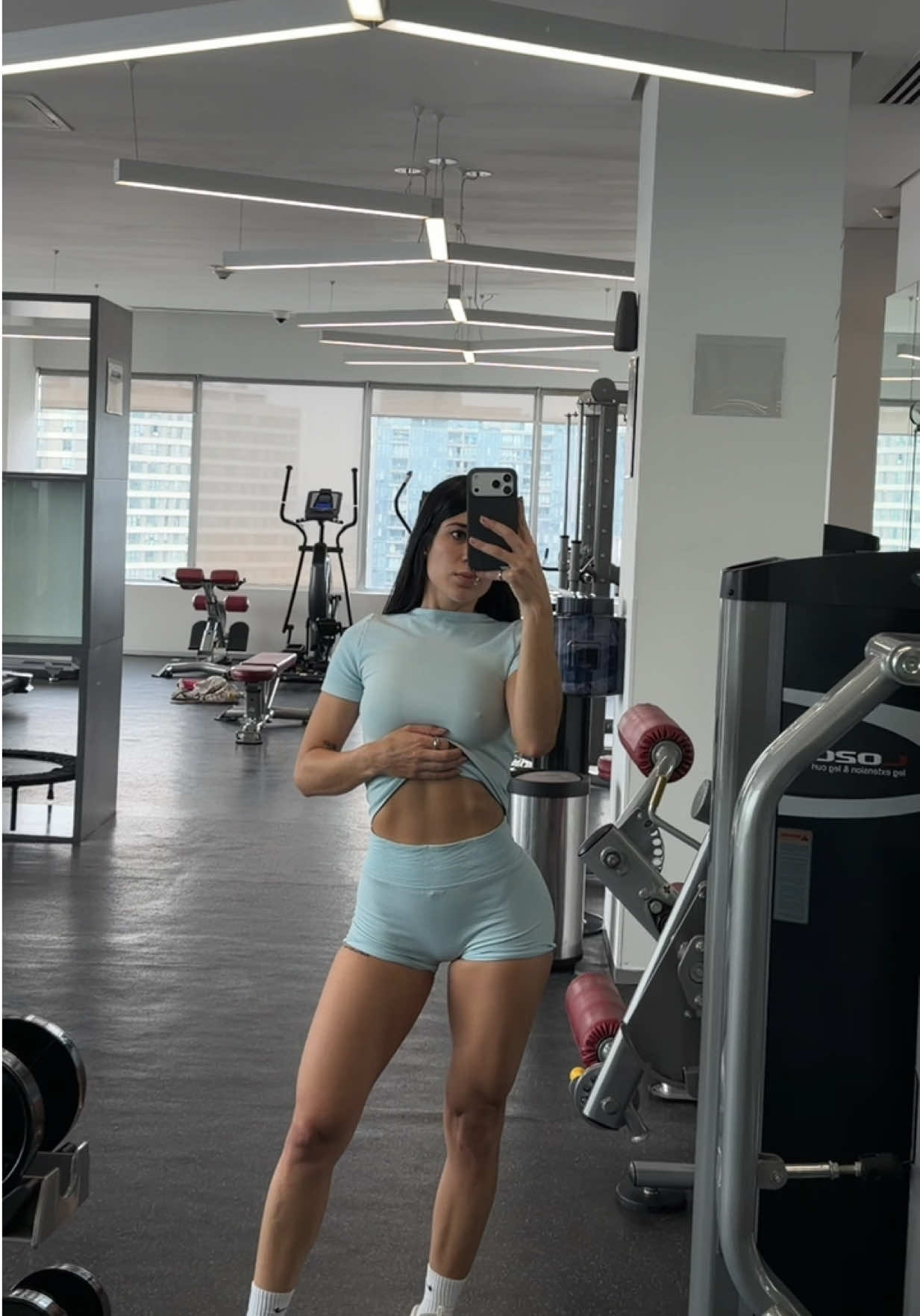 @Esmibal